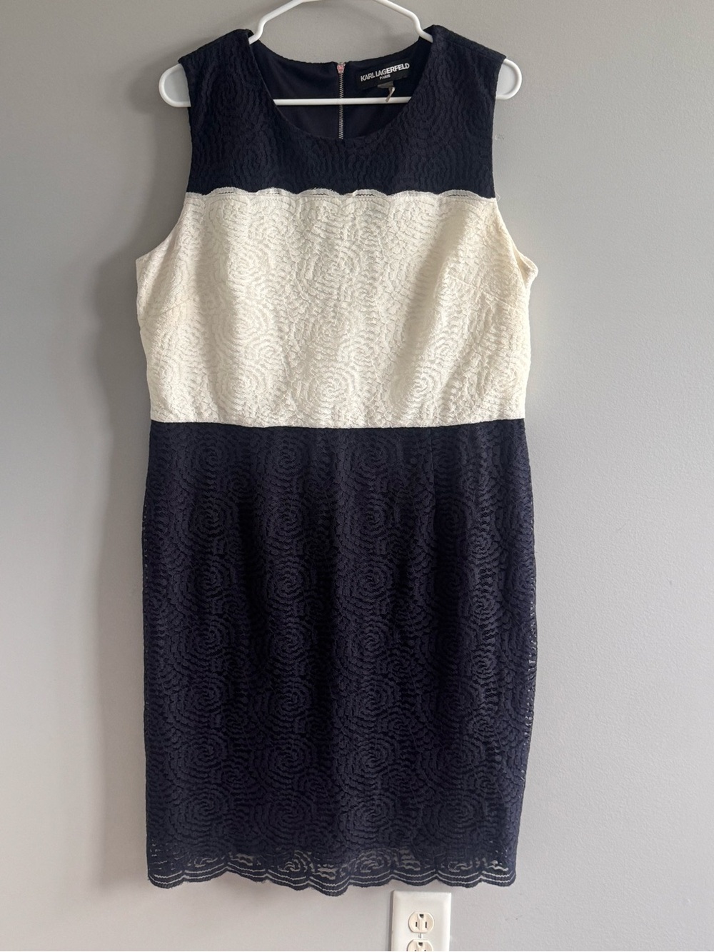 Karl Lagerfeld‎ Paris Lace Colorblock Sheath Dress Navy Ivory Size 16